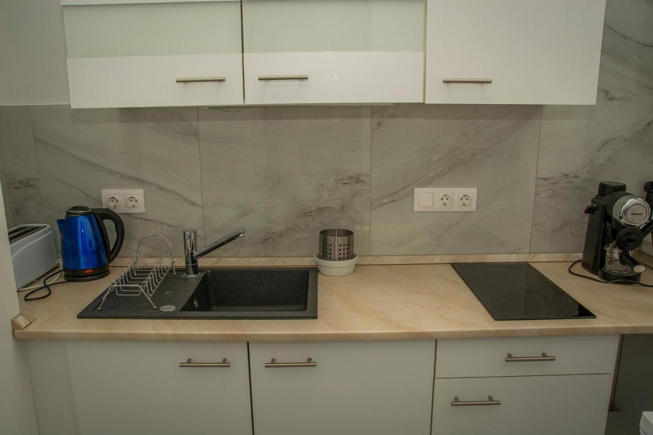 Oros House Apartmanhaz Oroshaza Ngoại thất bức ảnh